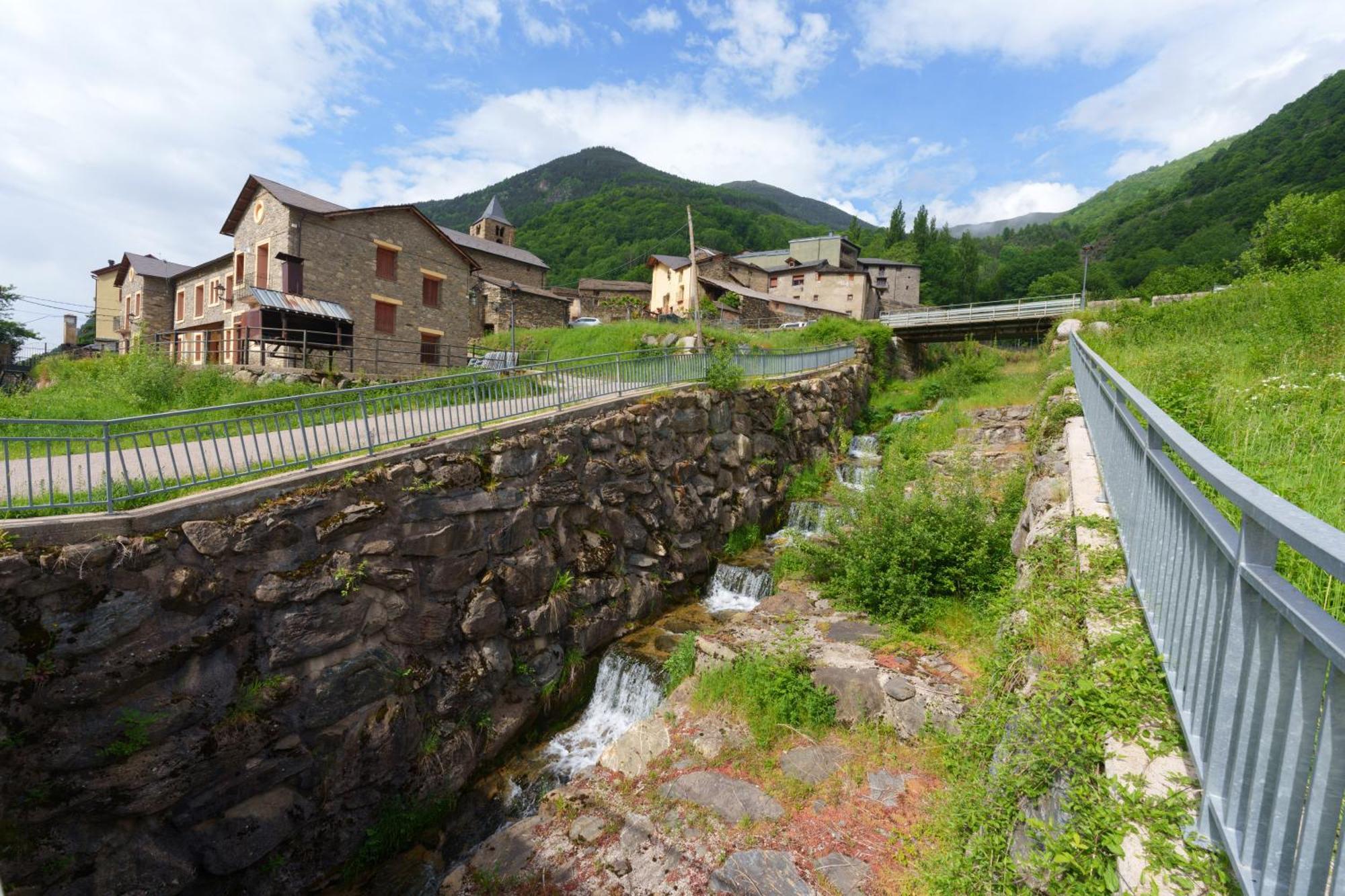 Apartament Vega - Vall Fosca - L'Amfitriona Espuy Exteriör bild