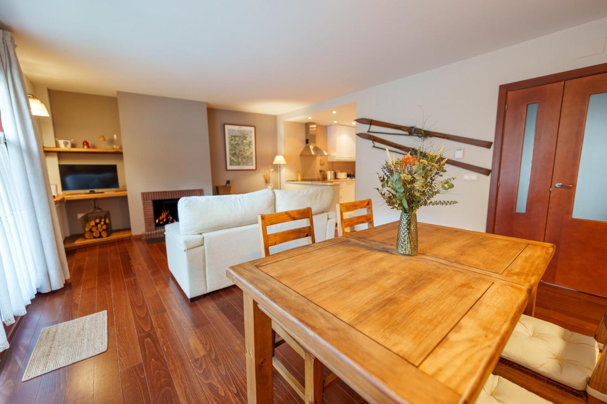 Apartament Vega - Vall Fosca - L'Amfitriona Espuy Exteriör bild